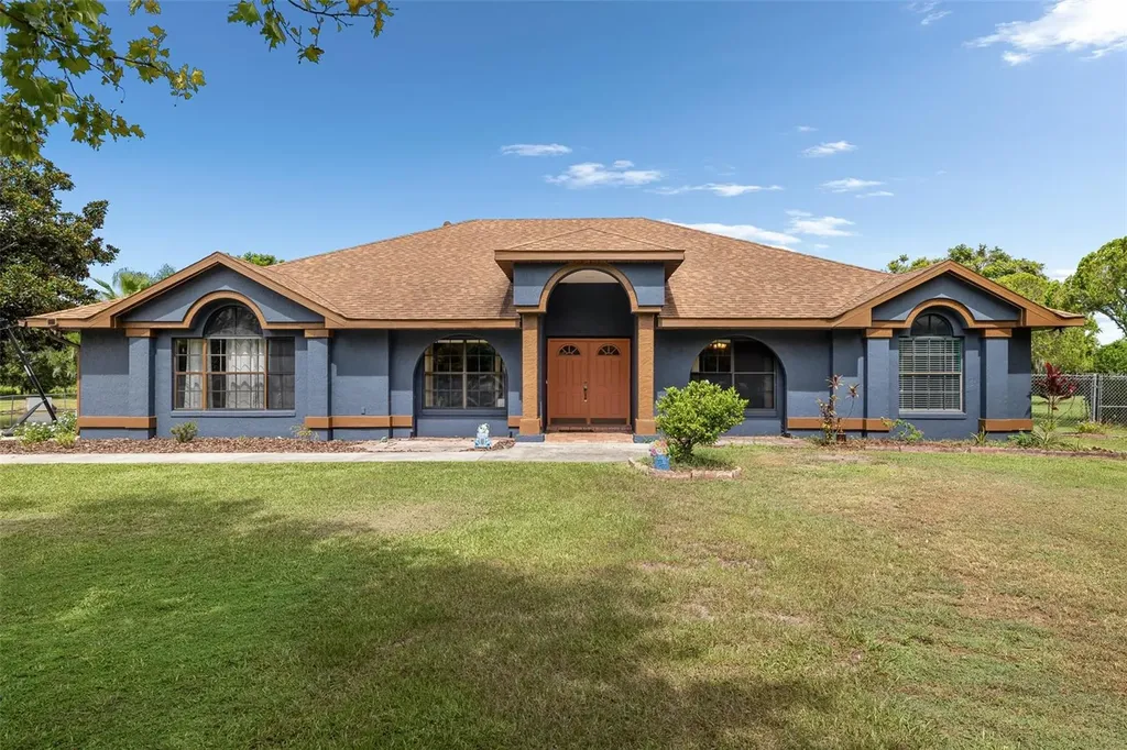 2695 Hilliard Court Kissimmee FL 34744