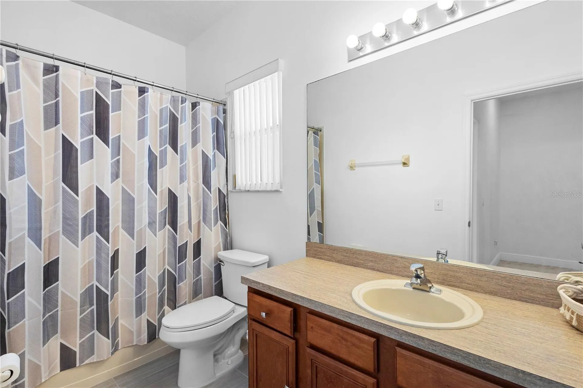 686 Cotulla Drive Kissimmee FL 34758