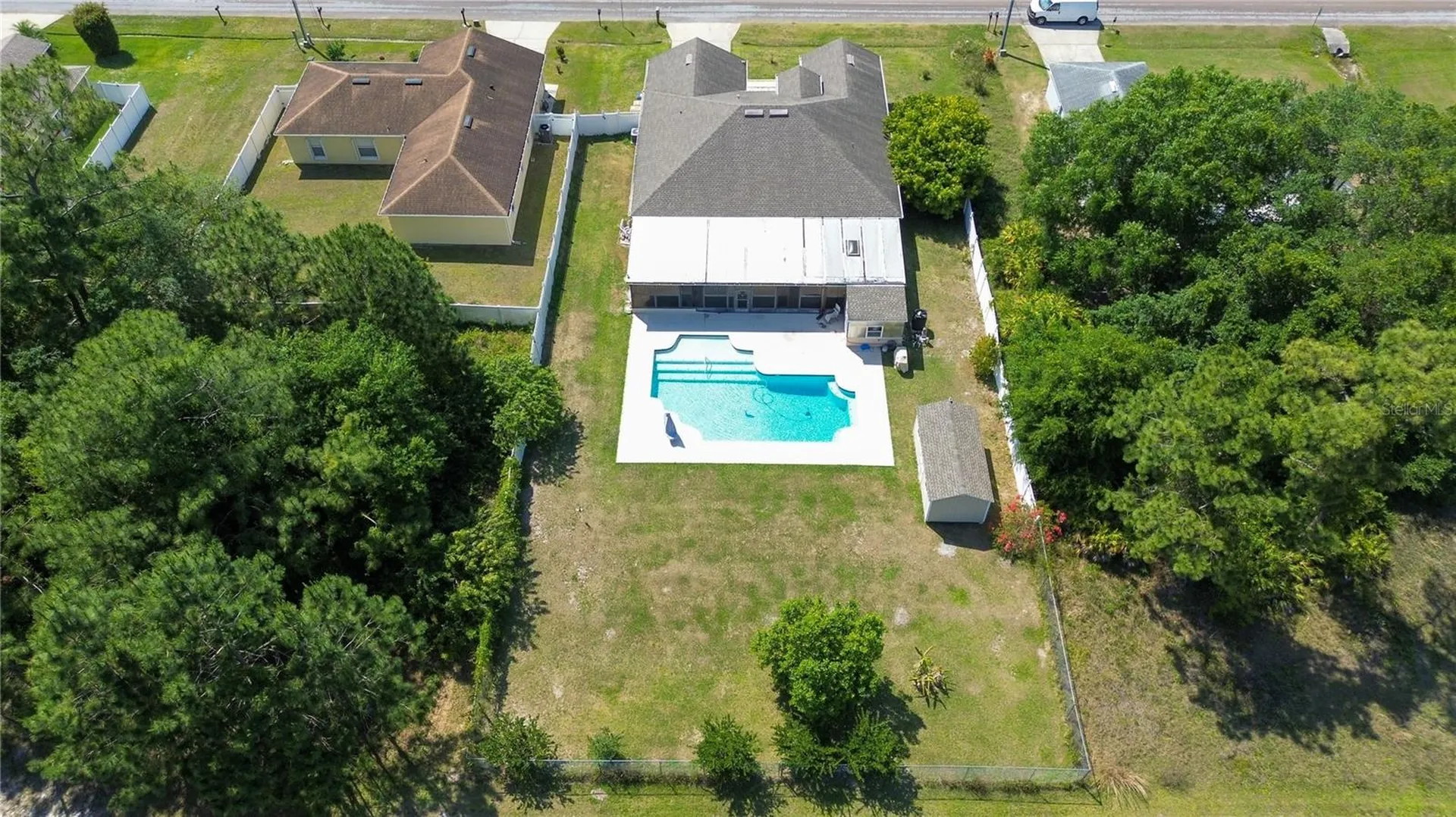 686 Cotulla Drive Kissimmee FL 34758