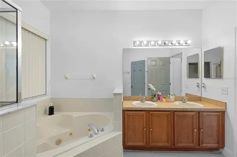 686 Cotulla Drive Kissimmee FL 34758