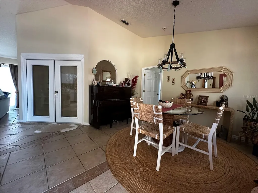 17302 2nd Street Montverde FL 34756