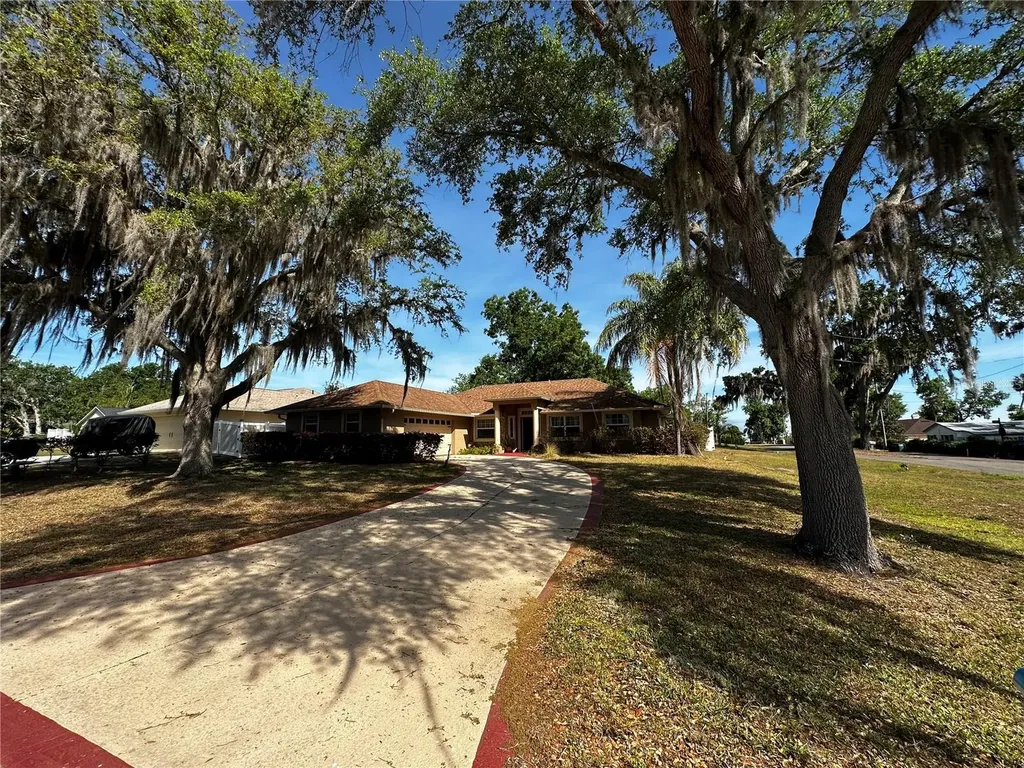 17302 2nd Street Montverde FL 34756