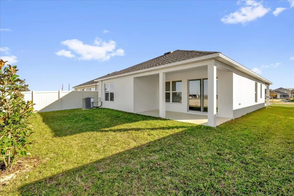 1833 Ryan Drive Lake Wales FL 33859