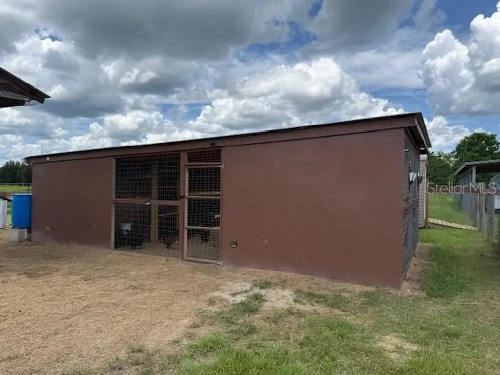 594 E County Road 90 Bunnell FL 32110