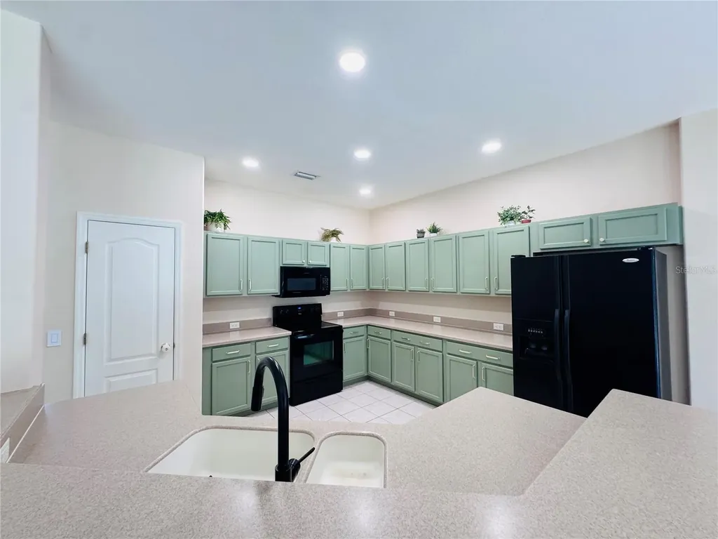 2849 SW 25th Place Cape Coral FL 33914