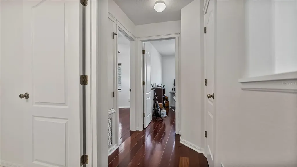 7716 Nottinghill Sky Drive Apollo Beach FL 33572