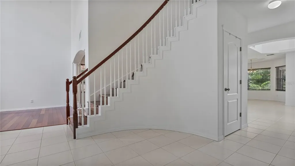 7716 Nottinghill Sky Drive Apollo Beach FL 33572