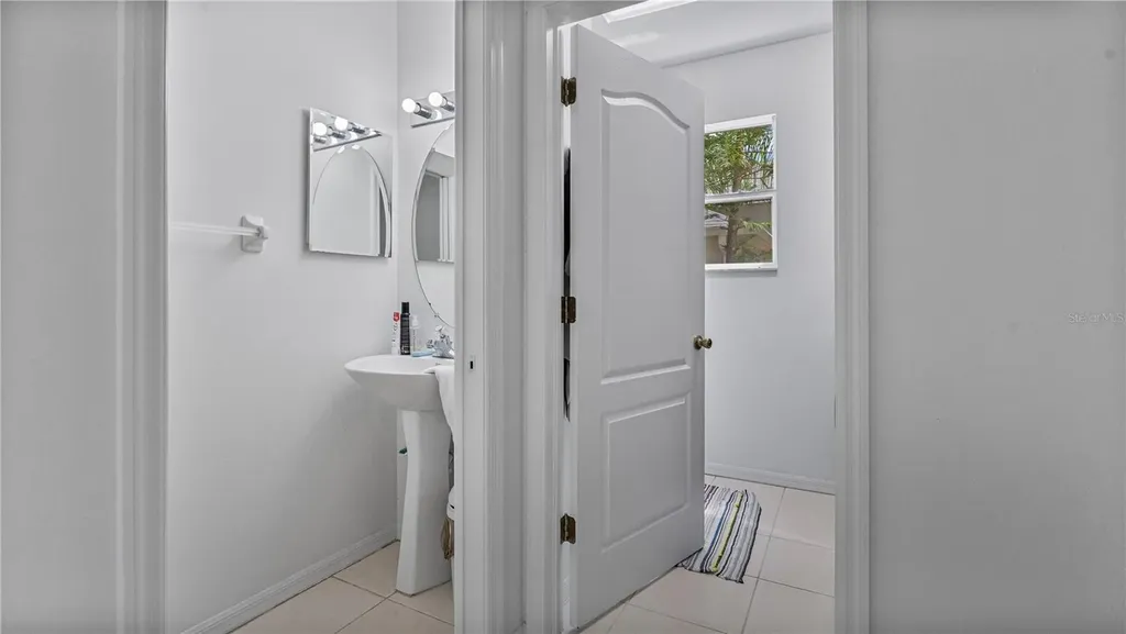 7716 Nottinghill Sky Drive Apollo Beach FL 33572