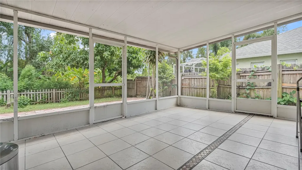 7716 Nottinghill Sky Drive Apollo Beach FL 33572