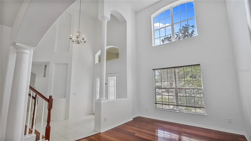 7716 Nottinghill Sky Drive Apollo Beach FL 33572