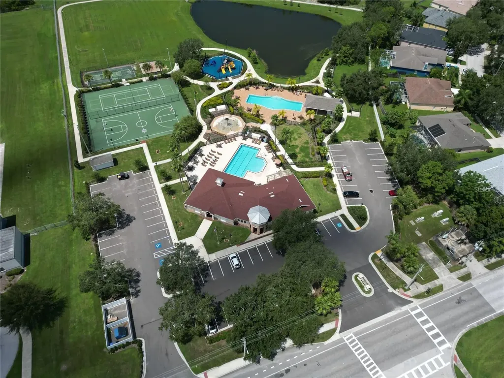 7716 Nottinghill Sky Drive Apollo Beach FL 33572