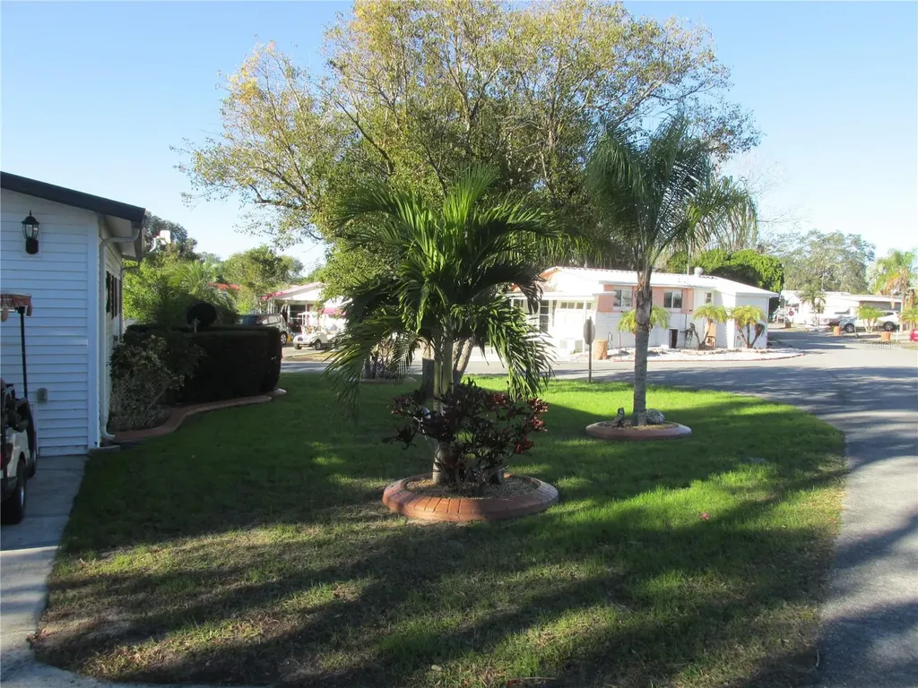 2 Woodruff Way Lake Wales FL 33898