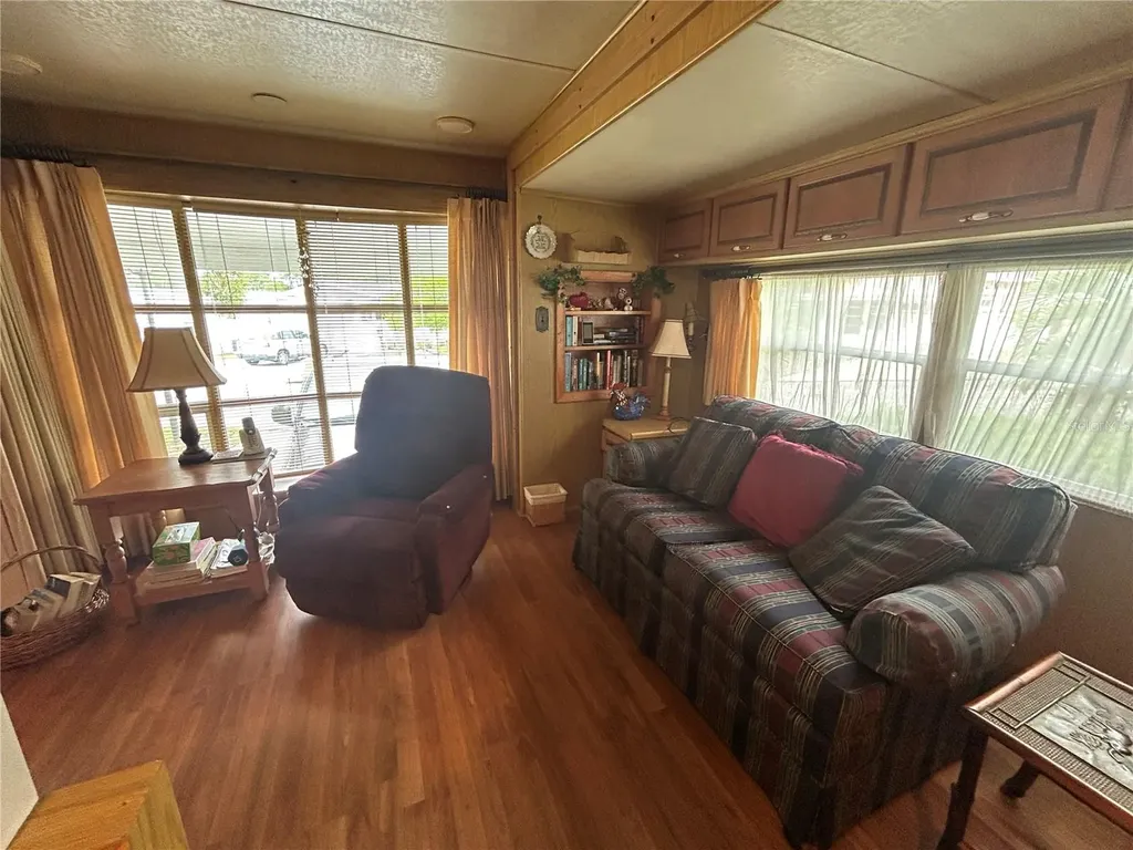 2 Woodruff Way Lake Wales FL 33898