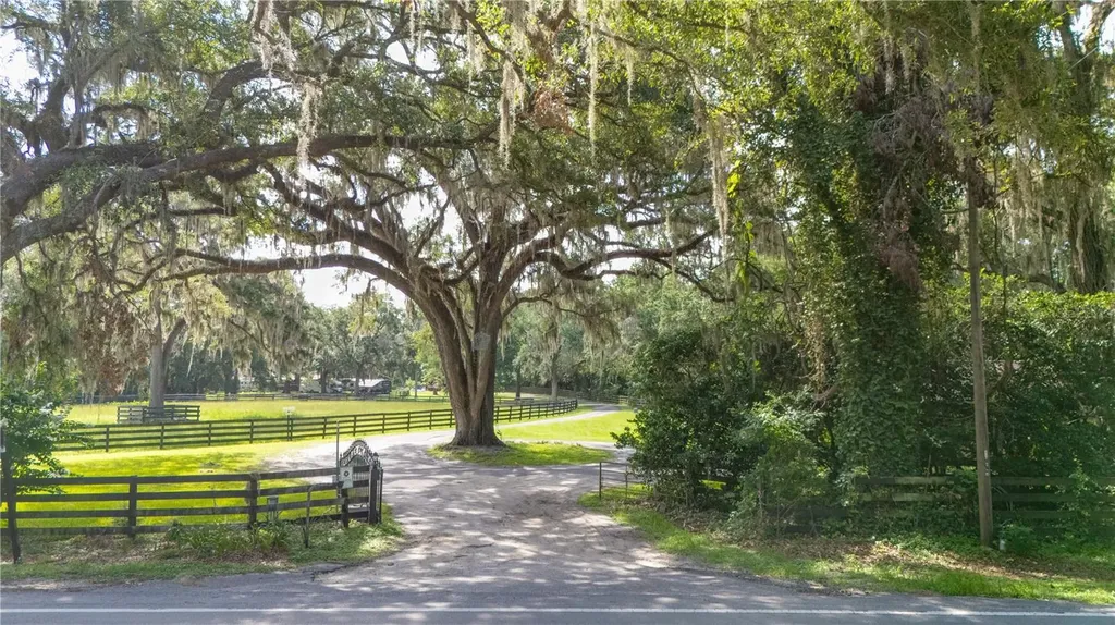 4245 NW 110th Avenue Ocala FL 34482