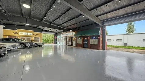 2111 Whitfield Park Drive Sarasota FL 34243