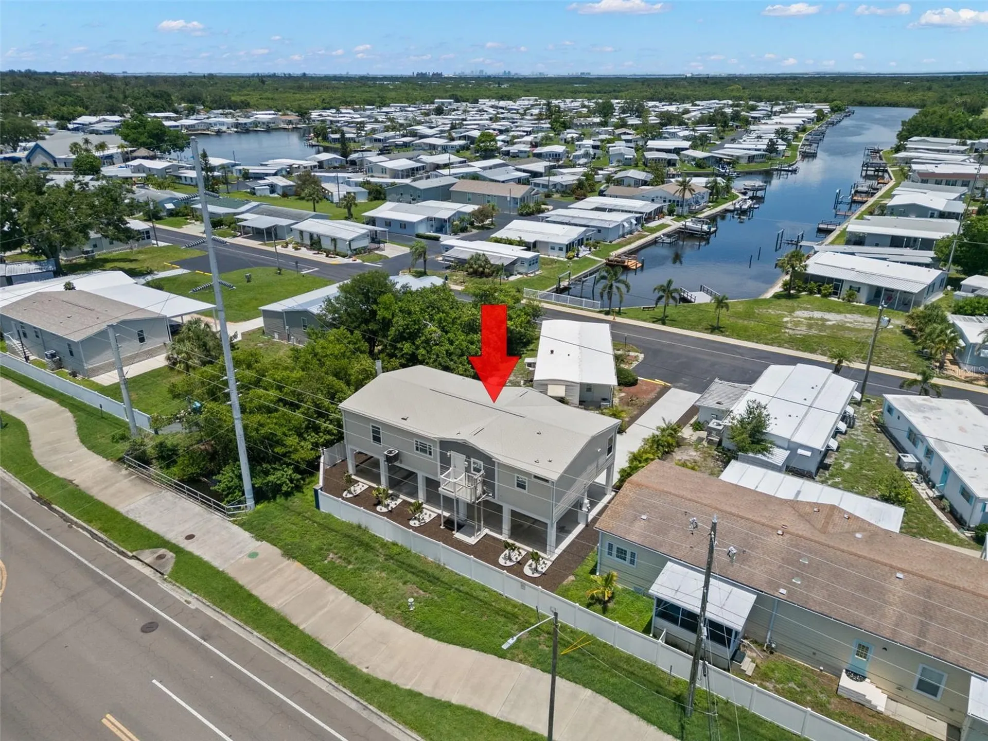6924 Americana Drive NE St Petersburg FL 33702