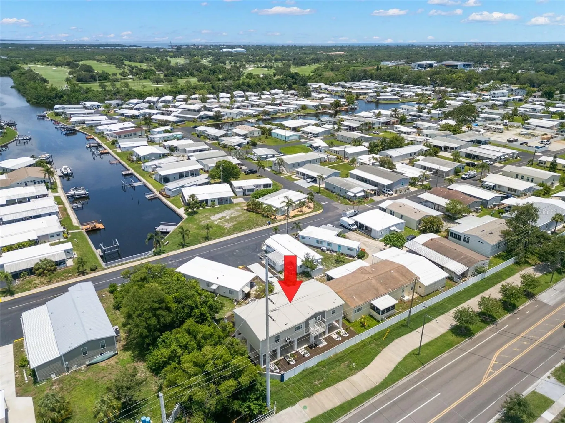 6924 Americana Drive NE St Petersburg FL 33702