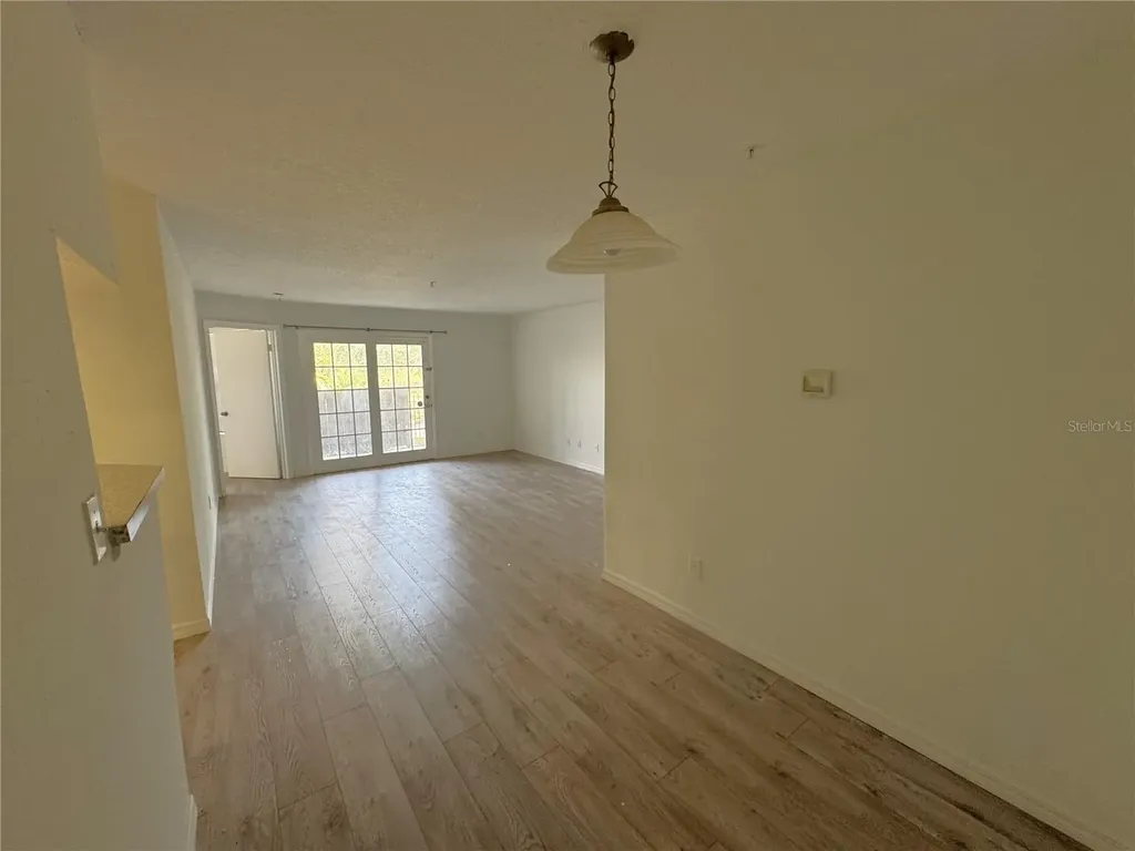 199 Afton Square Altamonte Springs FL 32714