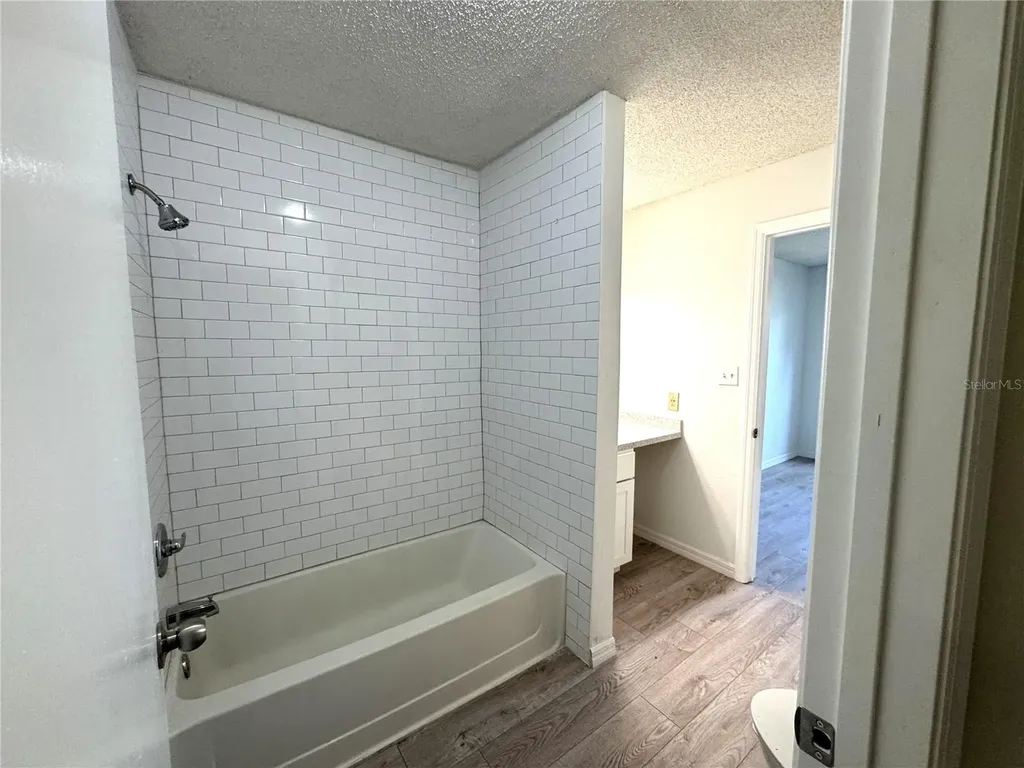 199 Afton Square Altamonte Springs FL 32714