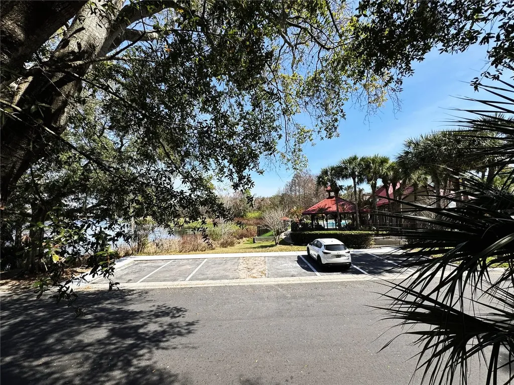 199 Afton Square Altamonte Springs FL 32714