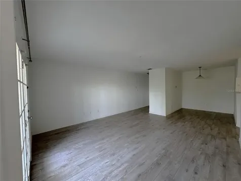 199 Afton Square Altamonte Springs FL 32714