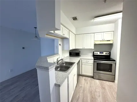 199 Afton Square Altamonte Springs FL 32714