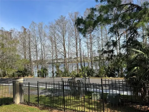 199 Afton Square Altamonte Springs FL 32714