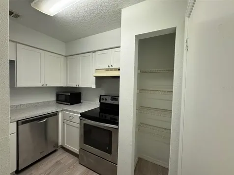 199 Afton Square Altamonte Springs FL 32714