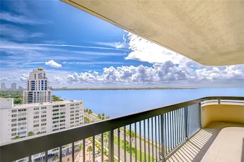 2413 Bayshore Boulevard Tampa FL 33629