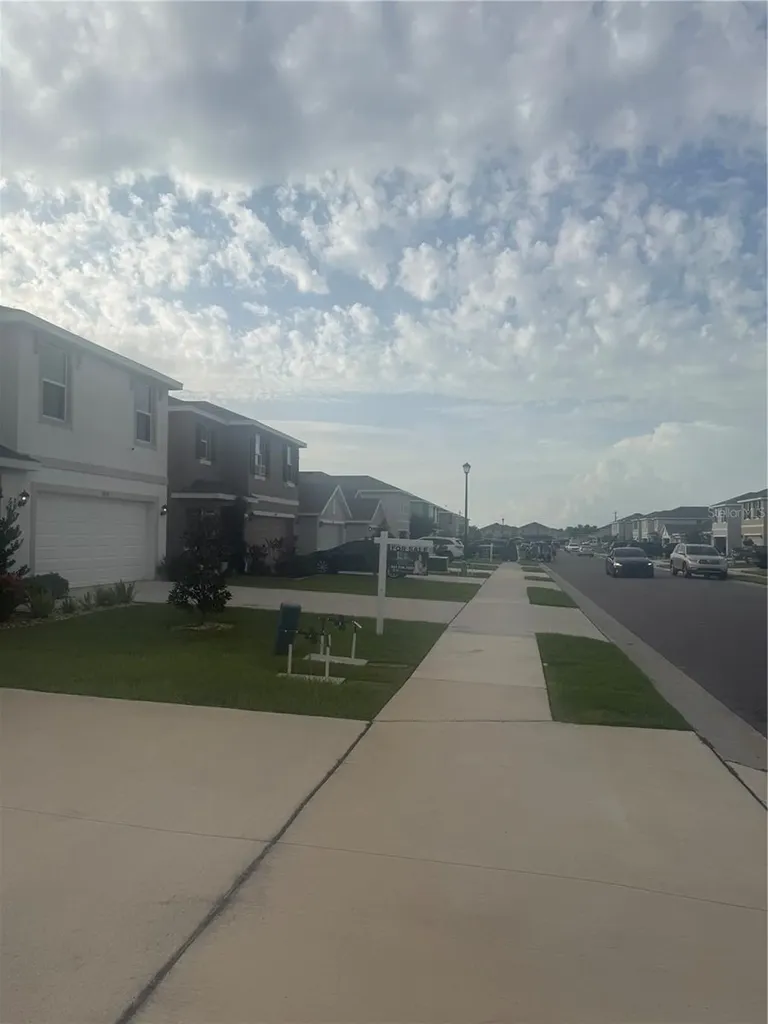 2824 Rock Sound Street Bradenton FL 34208