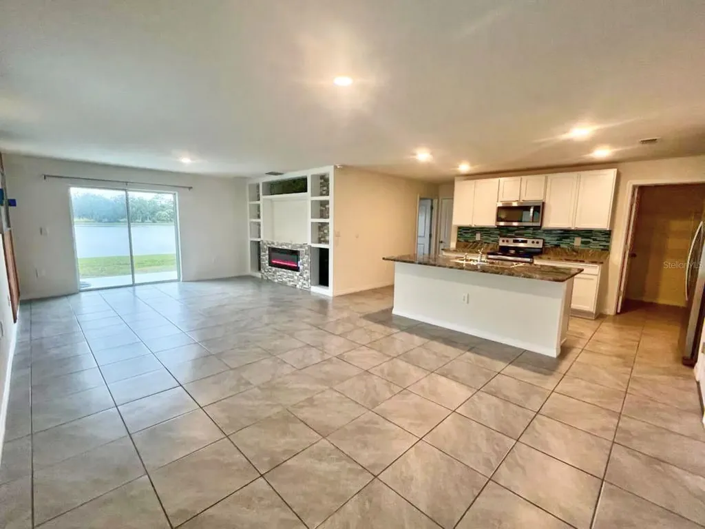 2824 Rock Sound Street Bradenton FL 34208