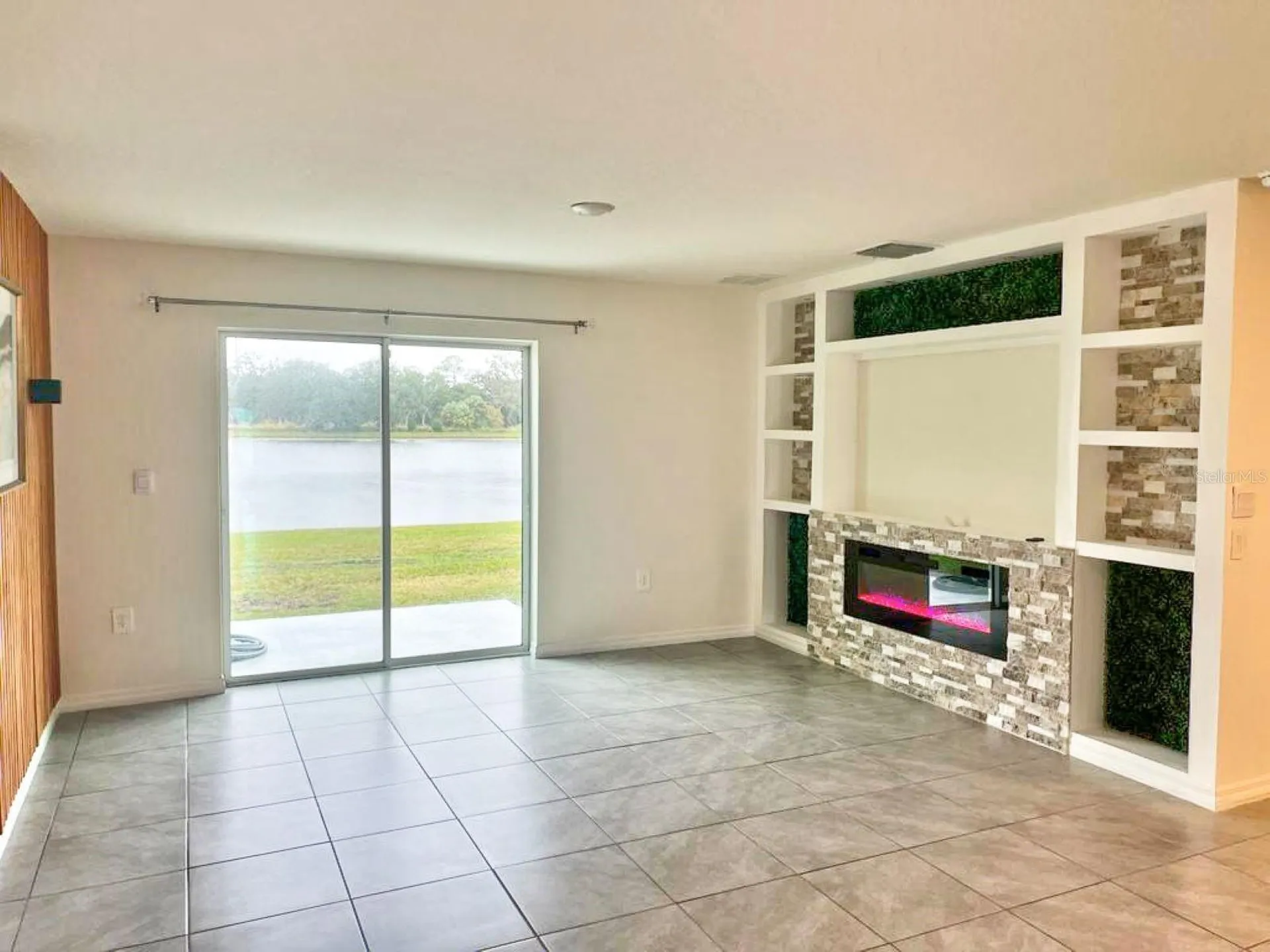 2824 Rock Sound Street Bradenton FL 34208
