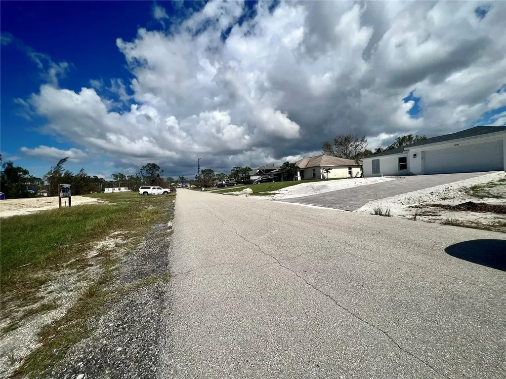 3024 NE 6th Avenue Cape Coral FL 33909
