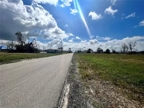 3024 NE 6th Avenue Cape Coral FL 33909