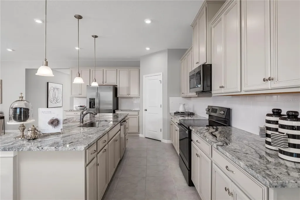 10899 SW 73rd Court Ocala FL 34476