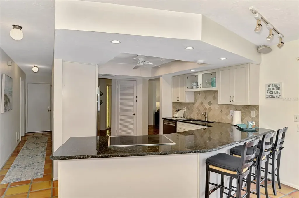 4946 Commonwealth Drive Sarasota FL 34242