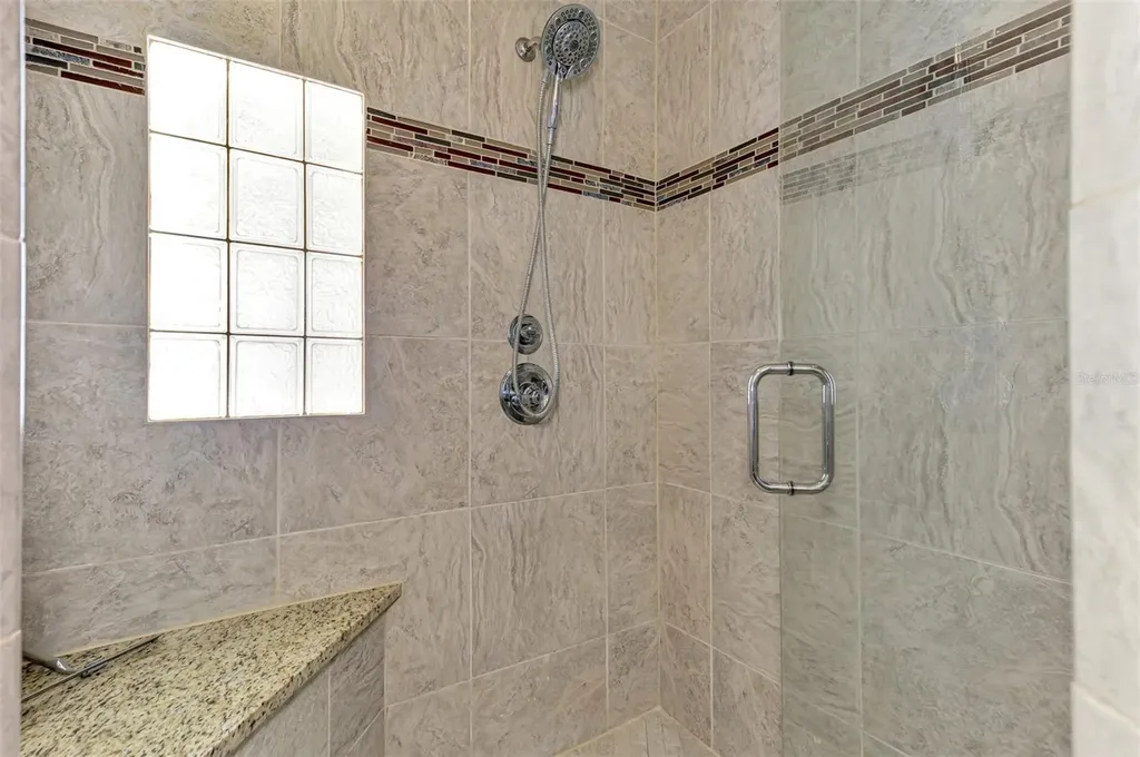 4946 Commonwealth Drive Sarasota FL 34242