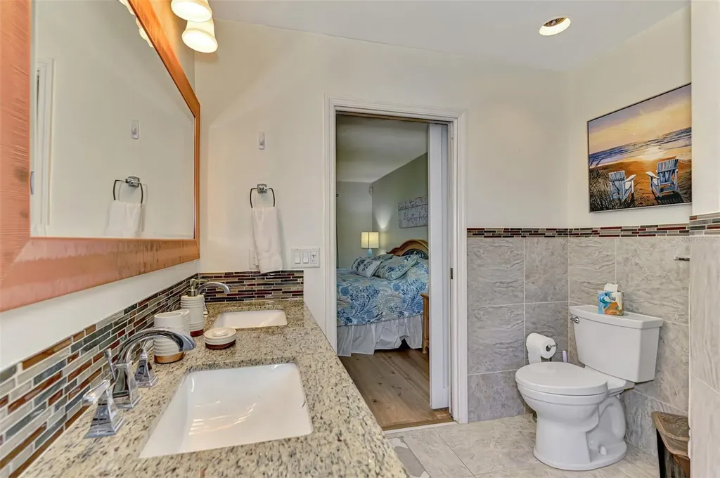 4946 Commonwealth Drive Sarasota FL 34242