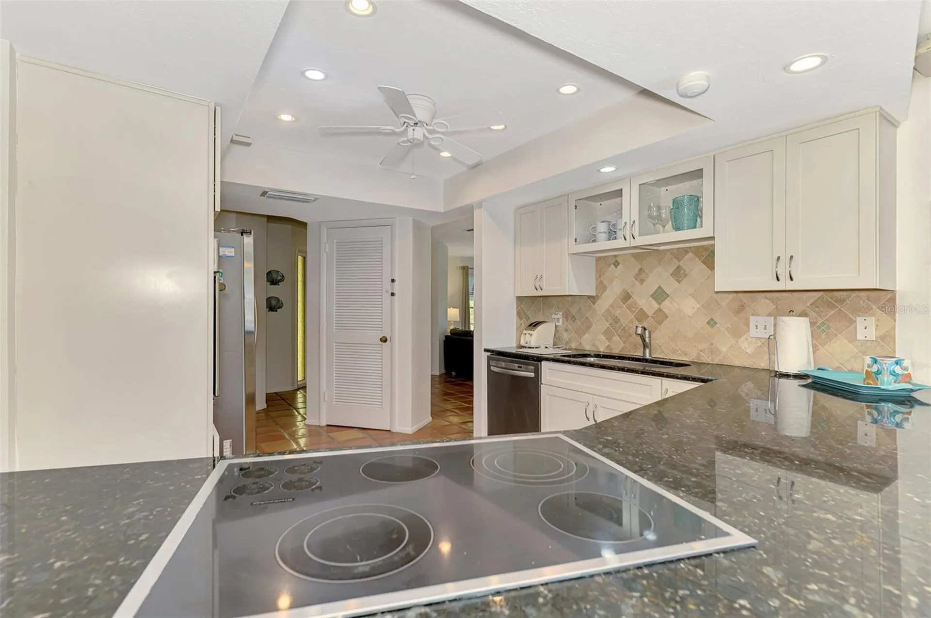 4946 Commonwealth Drive Sarasota FL 34242