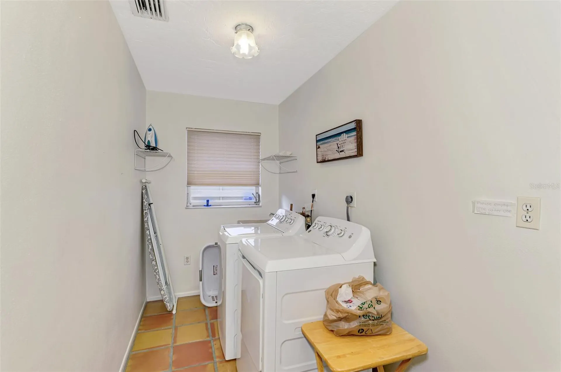 4946 Commonwealth Drive Sarasota FL 34242