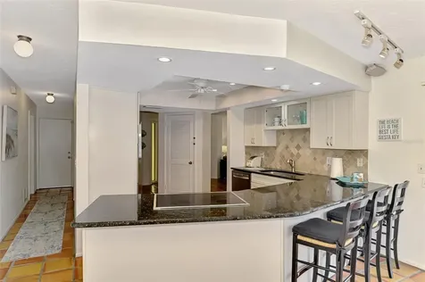 4946 Commonwealth Drive Sarasota FL 34242