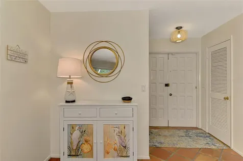 4946 Commonwealth Drive Sarasota FL 34242
