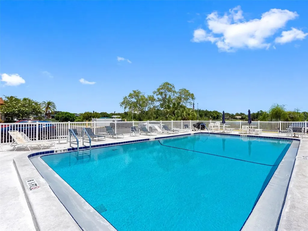 10182 Seminole Island Drive Largo FL 33773
