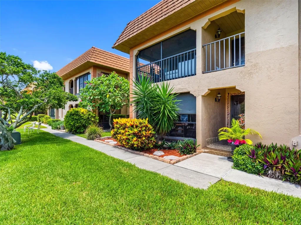 10182 Seminole Island Drive Largo FL 33773