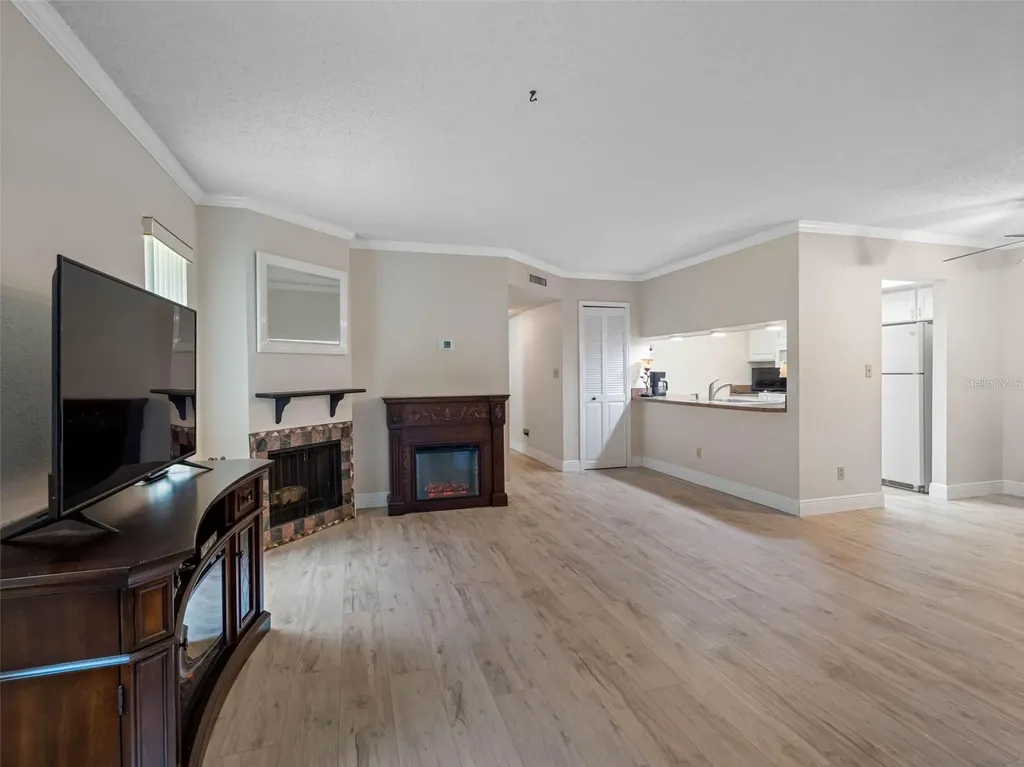 10182 Seminole Island Drive Largo FL 33773