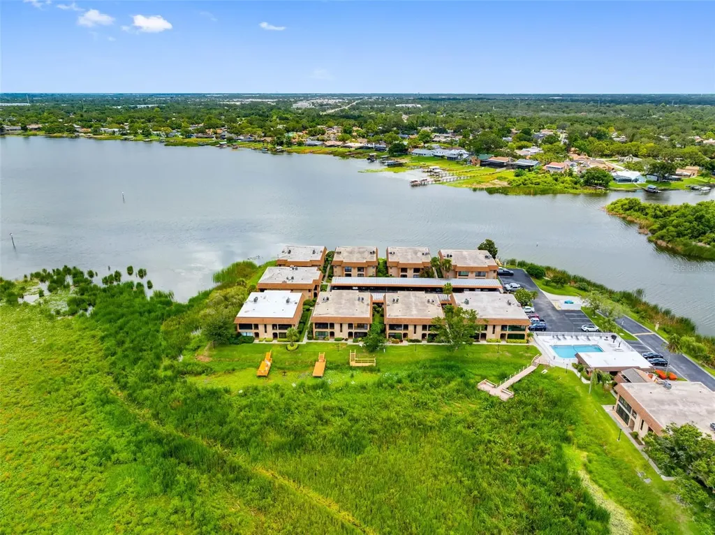 10182 Seminole Island Drive Largo FL 33773