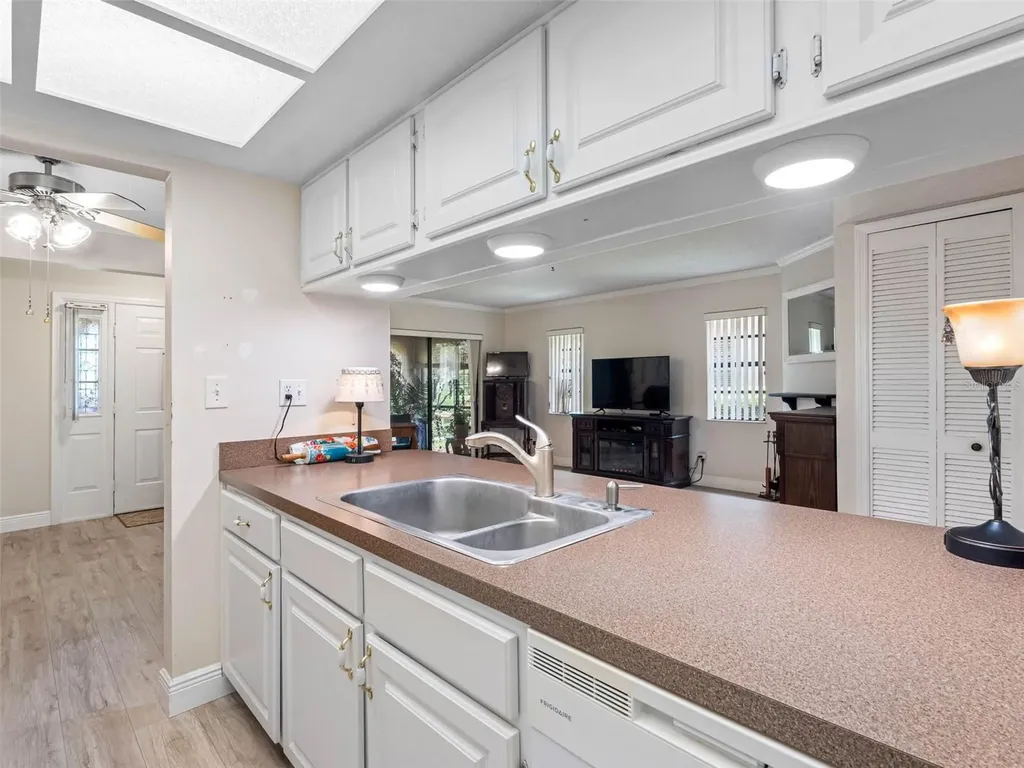10182 Seminole Island Drive Largo FL 33773