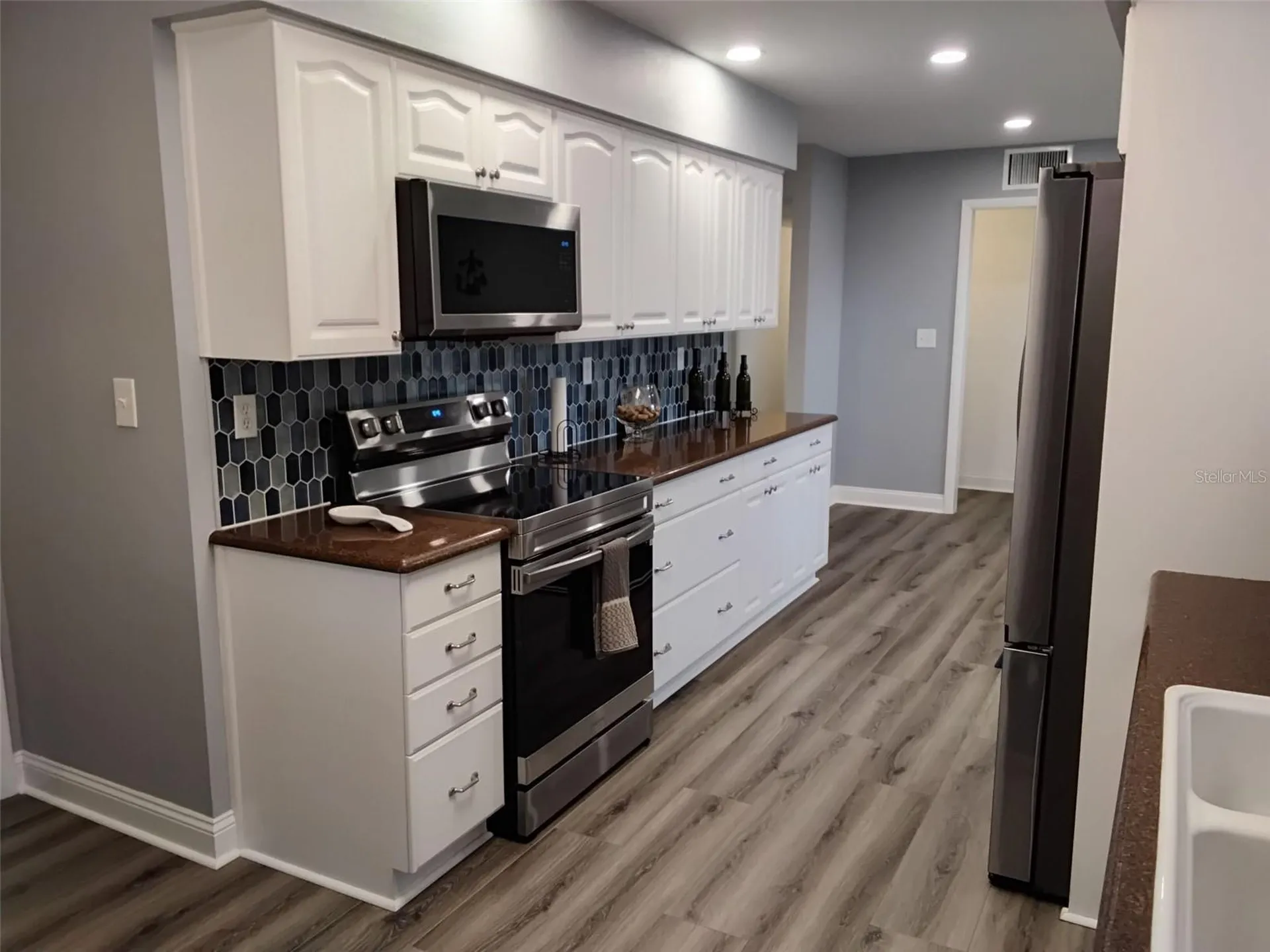 702 Cypress Place Sun City Center FL 33573