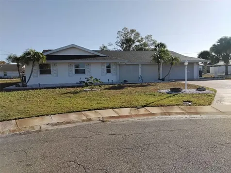 702 Cypress Place Sun City Center FL 33573