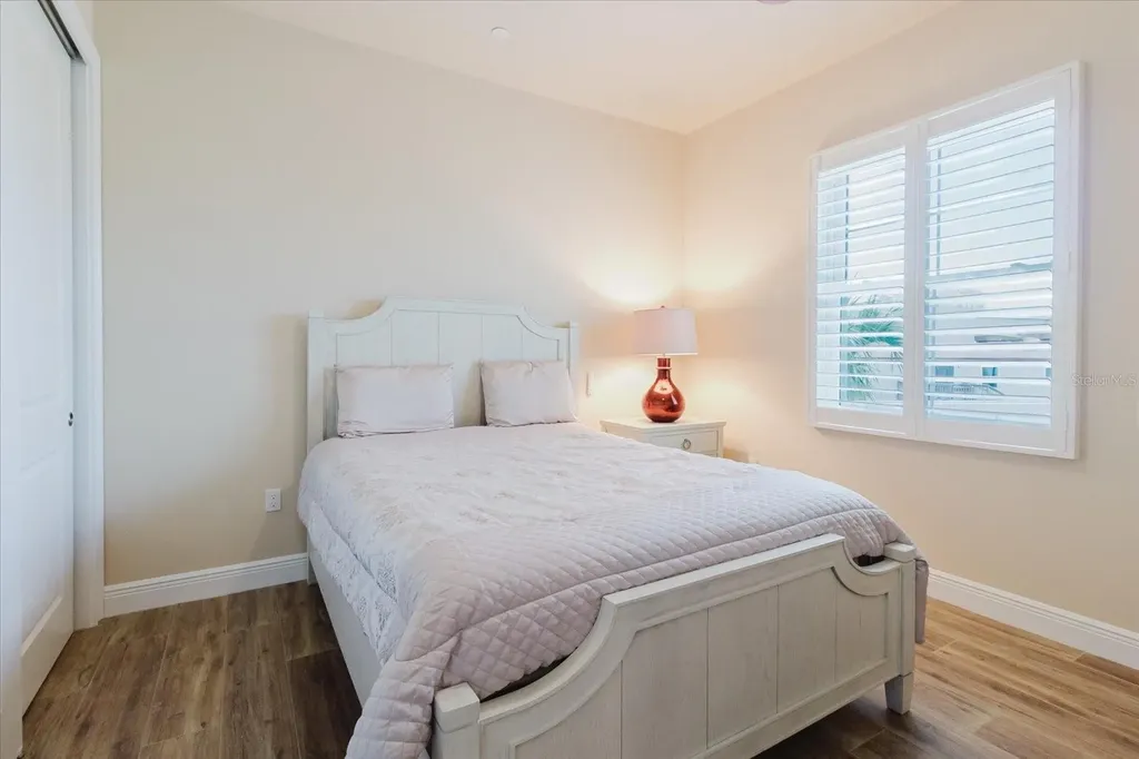 501 Tamiami Trail N Venice FL 34285